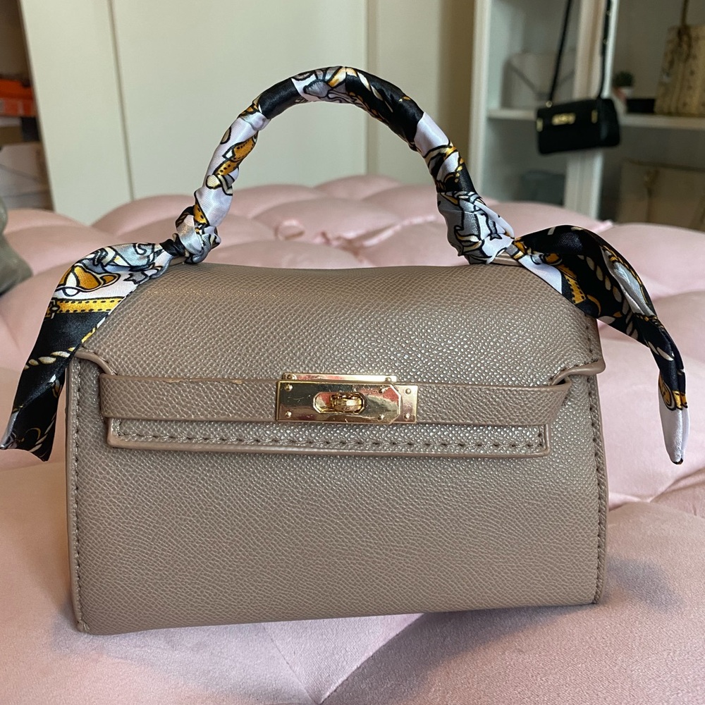 Mini crossbody bag